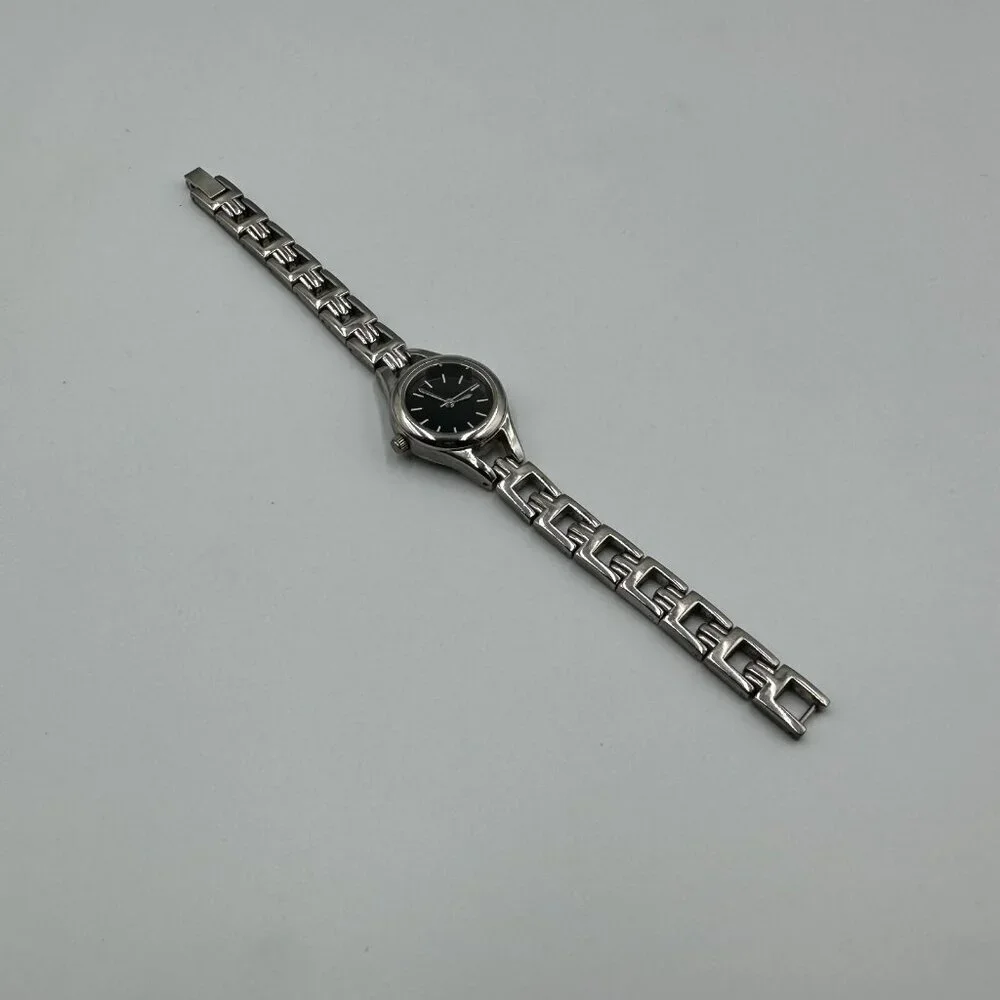 3/$30 Women Watch Silver Tone Round Black Dial Classic Minimalist 6.75